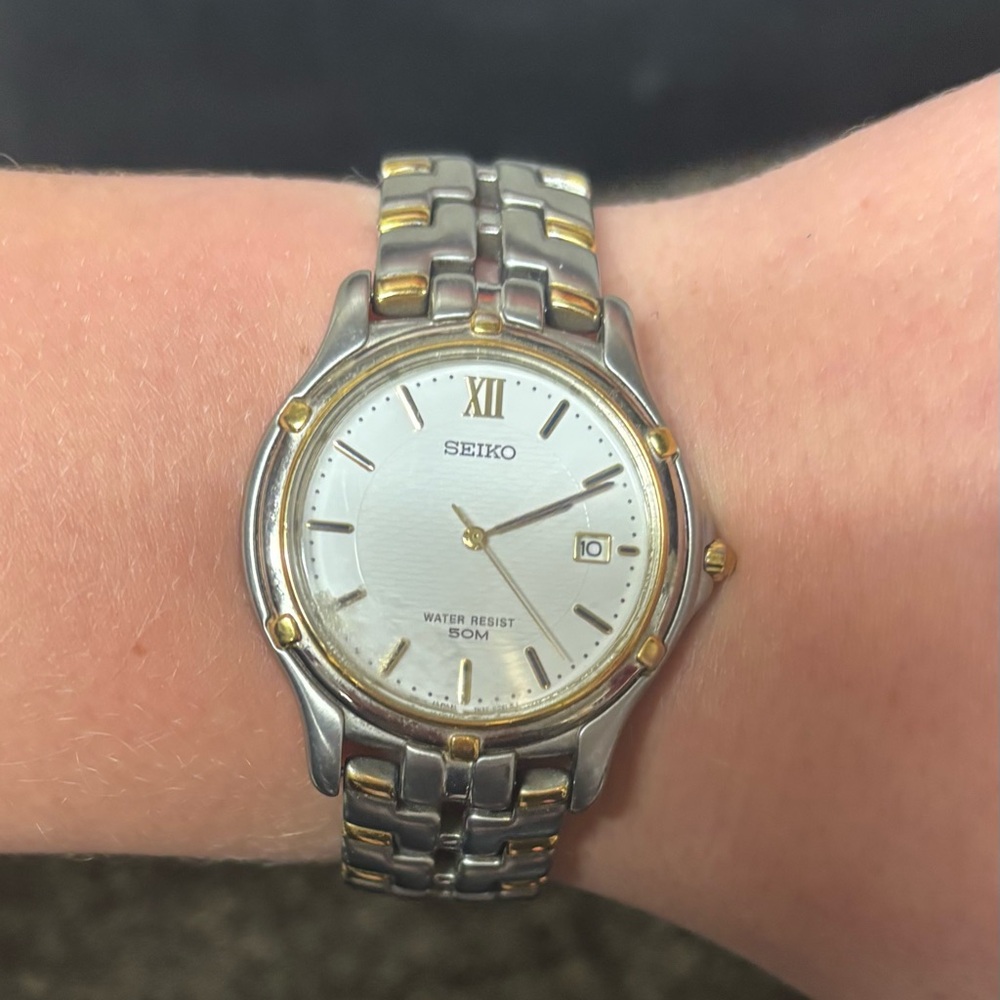 Seiko Silver and Gold Classic Watch (Men’s)